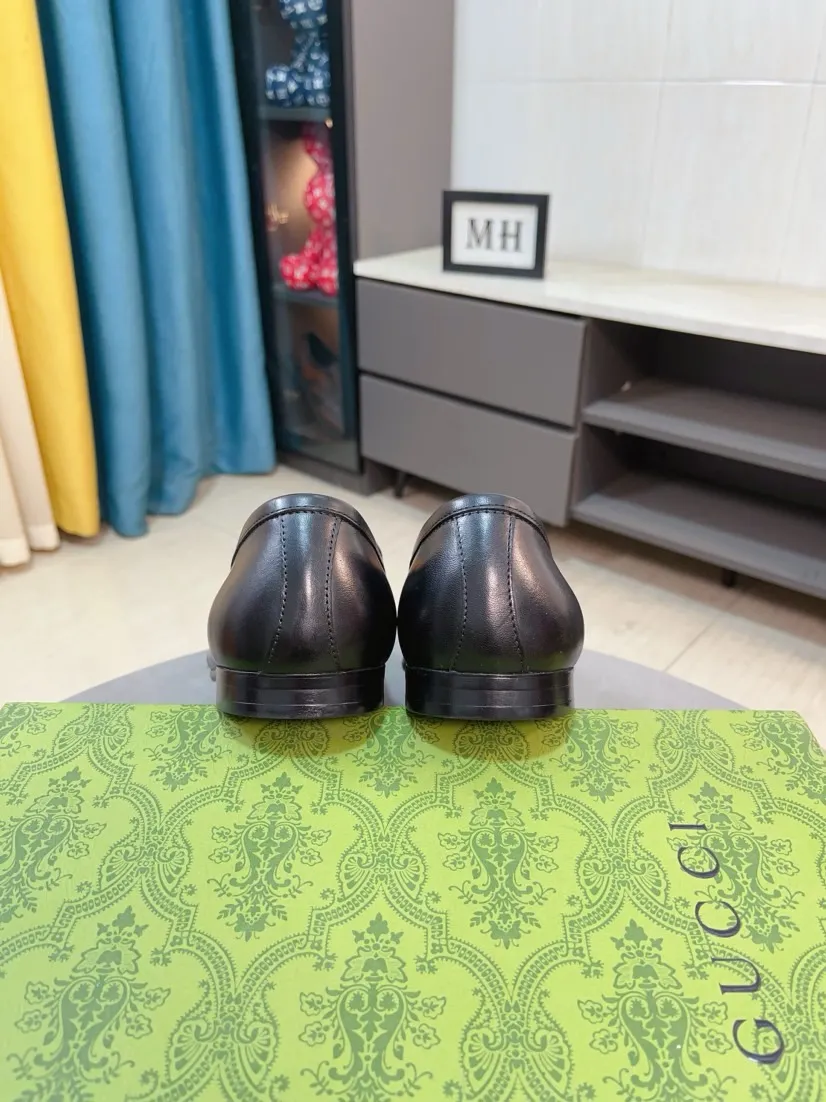 Men's shoes 💰500🌹🌹【GUCCI】The most popular classic Gucci leather shoes. Synchronized with the official website, the upper is made of Italian first-layer cowhide ➕cowhide lining, with unique brand and unique craftsmanship. Highlighting the hot style of the new year. Stop hesitating, stop wandering, get it now. Number: 38--44
